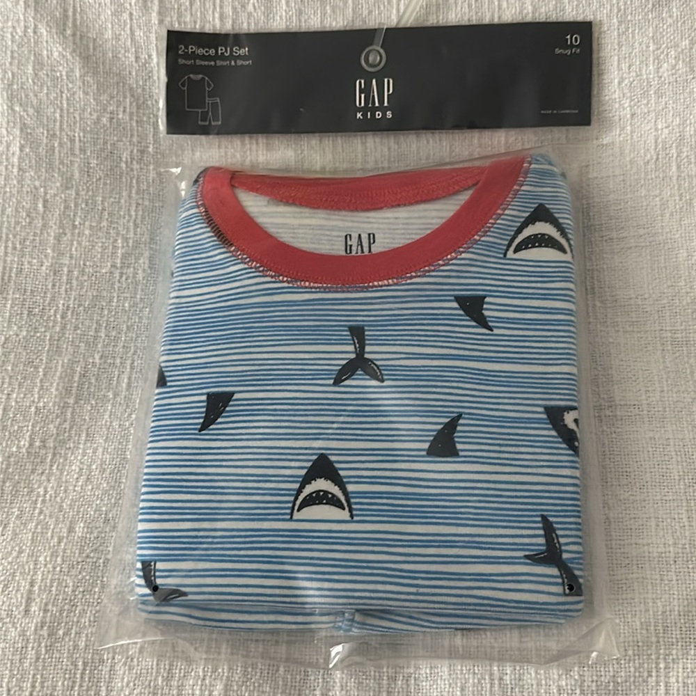 🆕NWT GAP Kids PJ set size 10 for summer